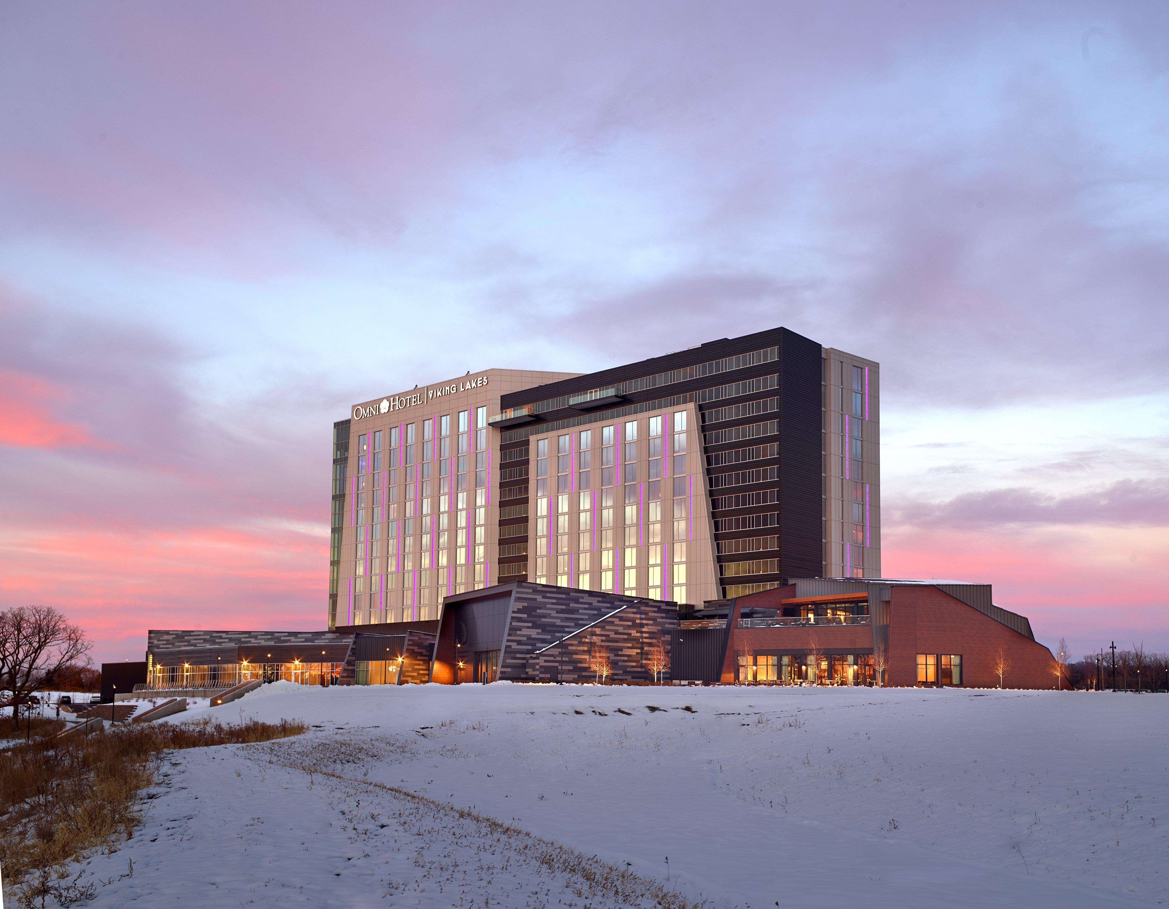 Omni Viking Lakes Hotel Eagan Exterior photo